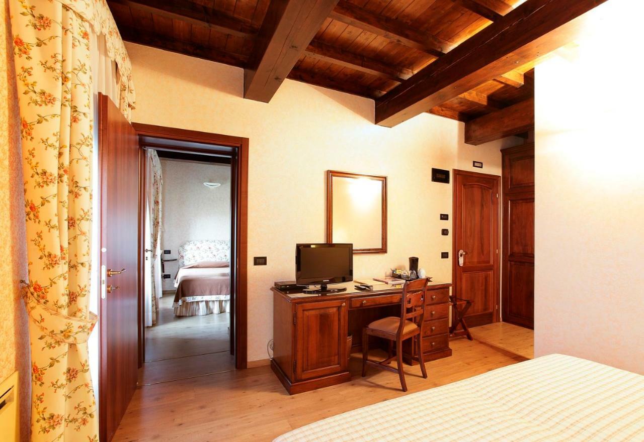 Agriturismo Delizia D'Este Francolino Bagian luar foto